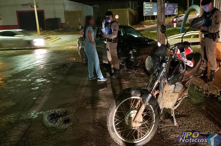 Motociclista Socorrida Suspeita De Fratura Na Perna Ap S Acidente