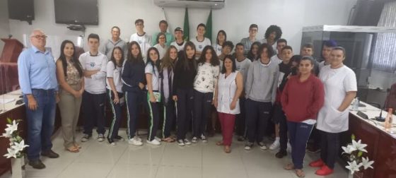 Câmara recebe visita de estudantes e professoras do Colégio Estadual Costa  Viana – Câmara Municipal de São José dos Pinhais