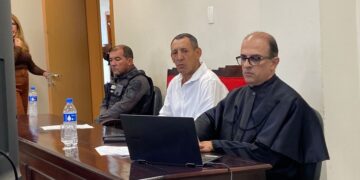 Homem que esfaqueou a esposa após discussão por compra de brinquedo é condenado a mais de 23 anos