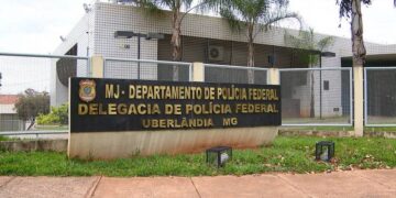 Vigilância Sanitária e PM apreendem emagrecedores do Paraguai e anabolizantes em academia de Patos de Minas