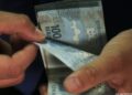 Governo federal propõe salário mínimo de R$ 1.717 para 2027