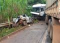 Acidente com vários veículos entre Patos de Minas e Lagoa Formosa interdita BR352