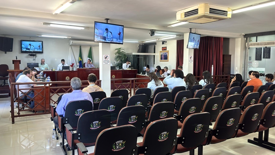 Câmara Municipal de Presidente Olegário aprova Lei de Diretrizes Orçamentárias de 2027 e mais dois projetos