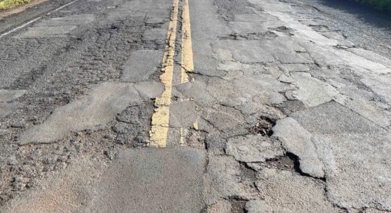 Minas Gerais apresenta pior segurança rodoviária do Sudeste e alta proporção de vias críticas, indica estudo
