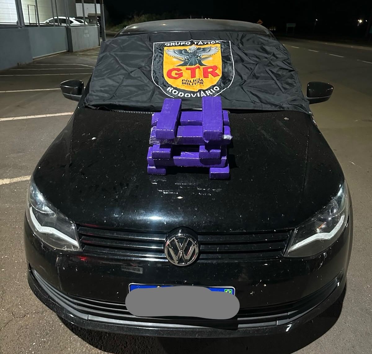 Grupo Tático Rodoviário prende homem por tráfico de drogas na MGC-354, em Patos de Minas