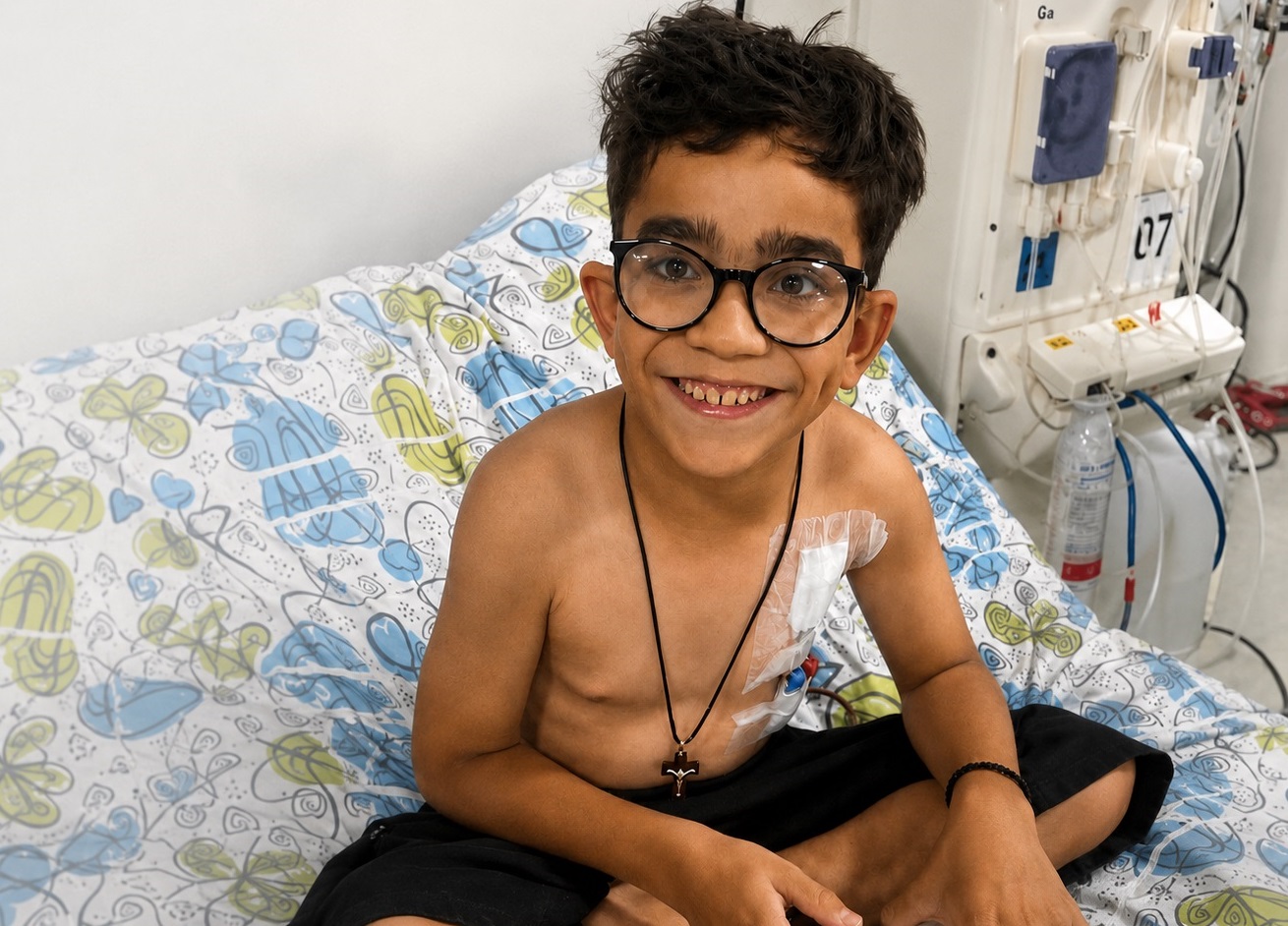 Presidente Olegário: Adolescente com doença renal crônica precisa de doação de sangue