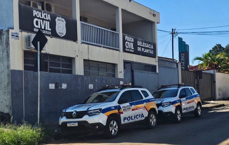 Homem desfere chute nas costas da esposa por causa de conta a pagar em Patos de Minas