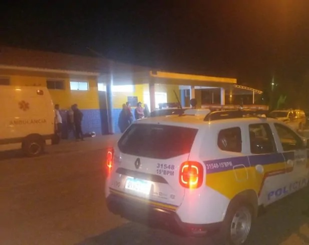 Discussão por suposta paternidade termina com jovem esfaqueado em Presidente Olegário