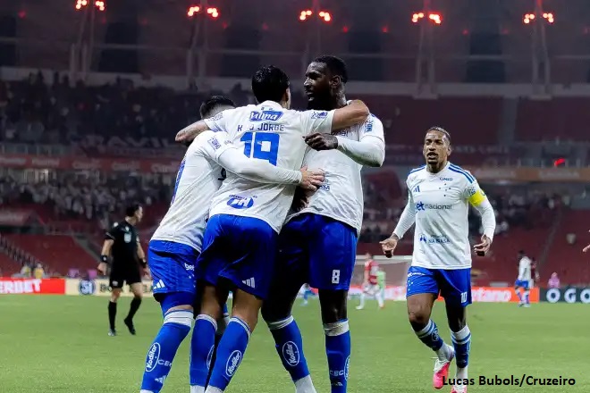 Cruzeiro bate Inter na volta do Brasileiro, salta na tabela e quebra tabu no Beira-Rio