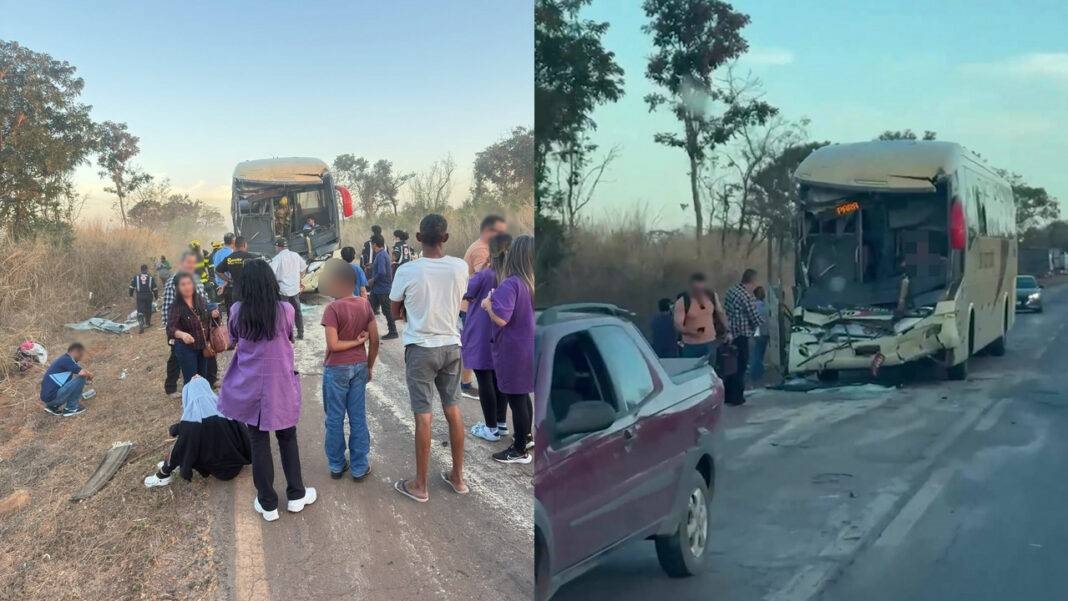 Ônibus bate na traseira de carreta na MG-410 e motorista fica preso às ferragens, próximo ao trevo com a BR-040
