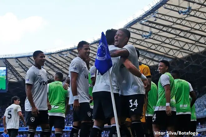 Desfalques pesam, e Cruzeiro perde para o Botafogo no Mineirão pelo Brasileiro