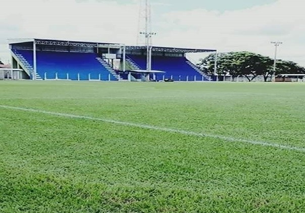 Quartas de final prometem grandes emoções no Campeonato Municipal Élio do Sabiá neste domingo (12) em Presidente Olegário
