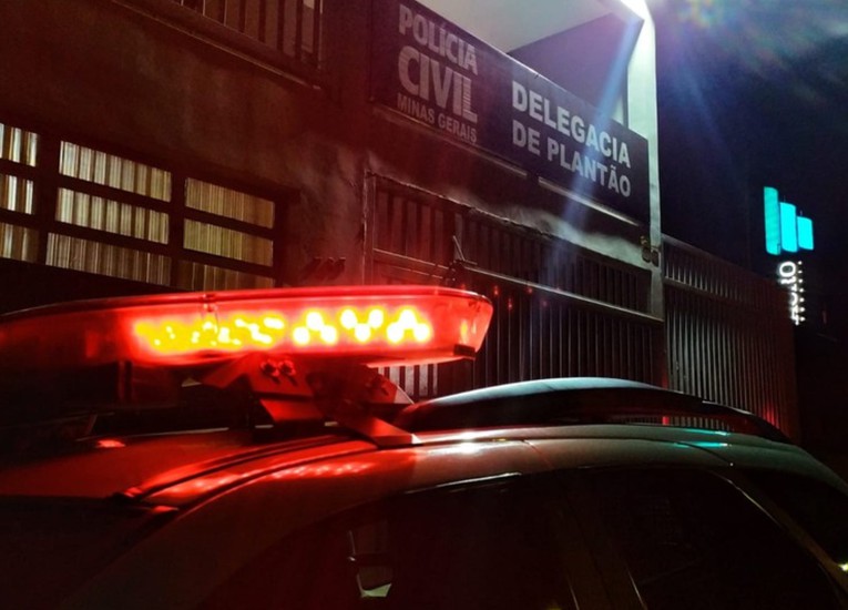 Homem fica ferido após ser atingido por disparo de espingarda de chumbinho em bar no Jardim Panorâmico